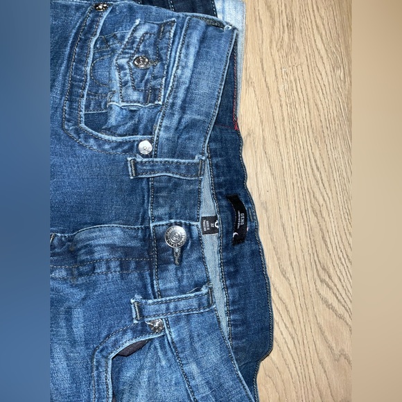 True Religion Geno style jeans - Picture 2 of 3